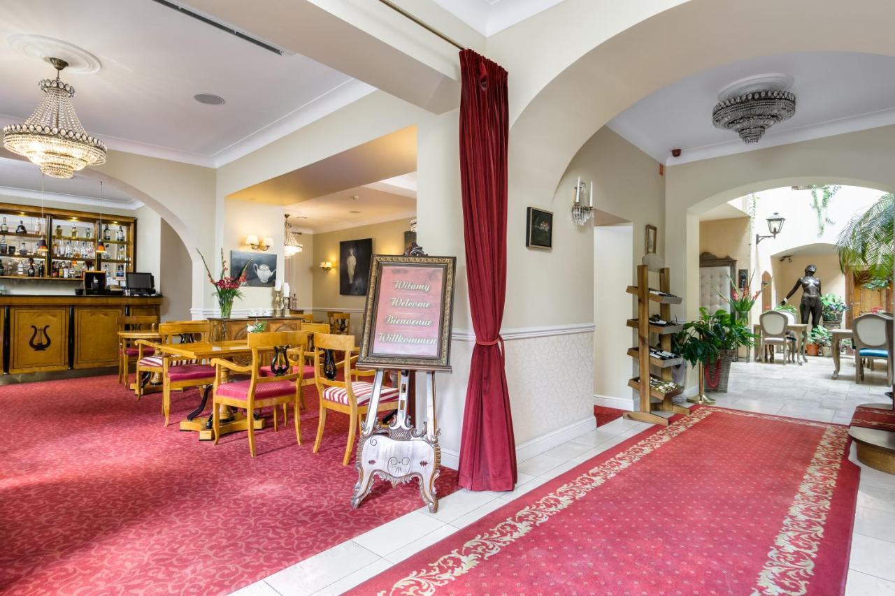 Apartamenty Plac Kolegiacki Poznań Extérieur photo